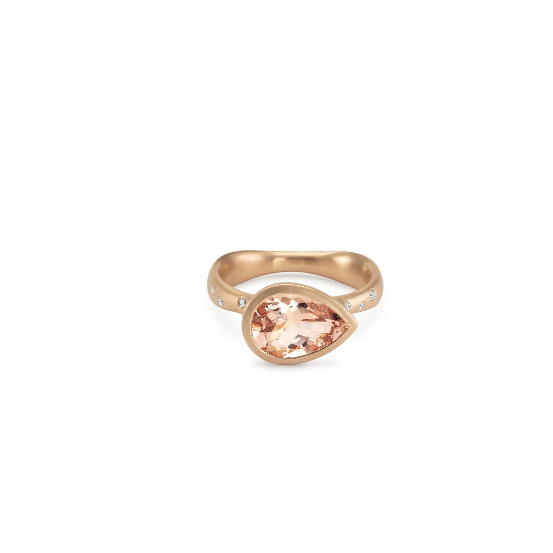 Peachy Morganite Sculpt Ring