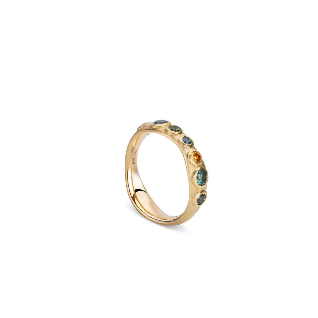 Sculpt Sapphire Band