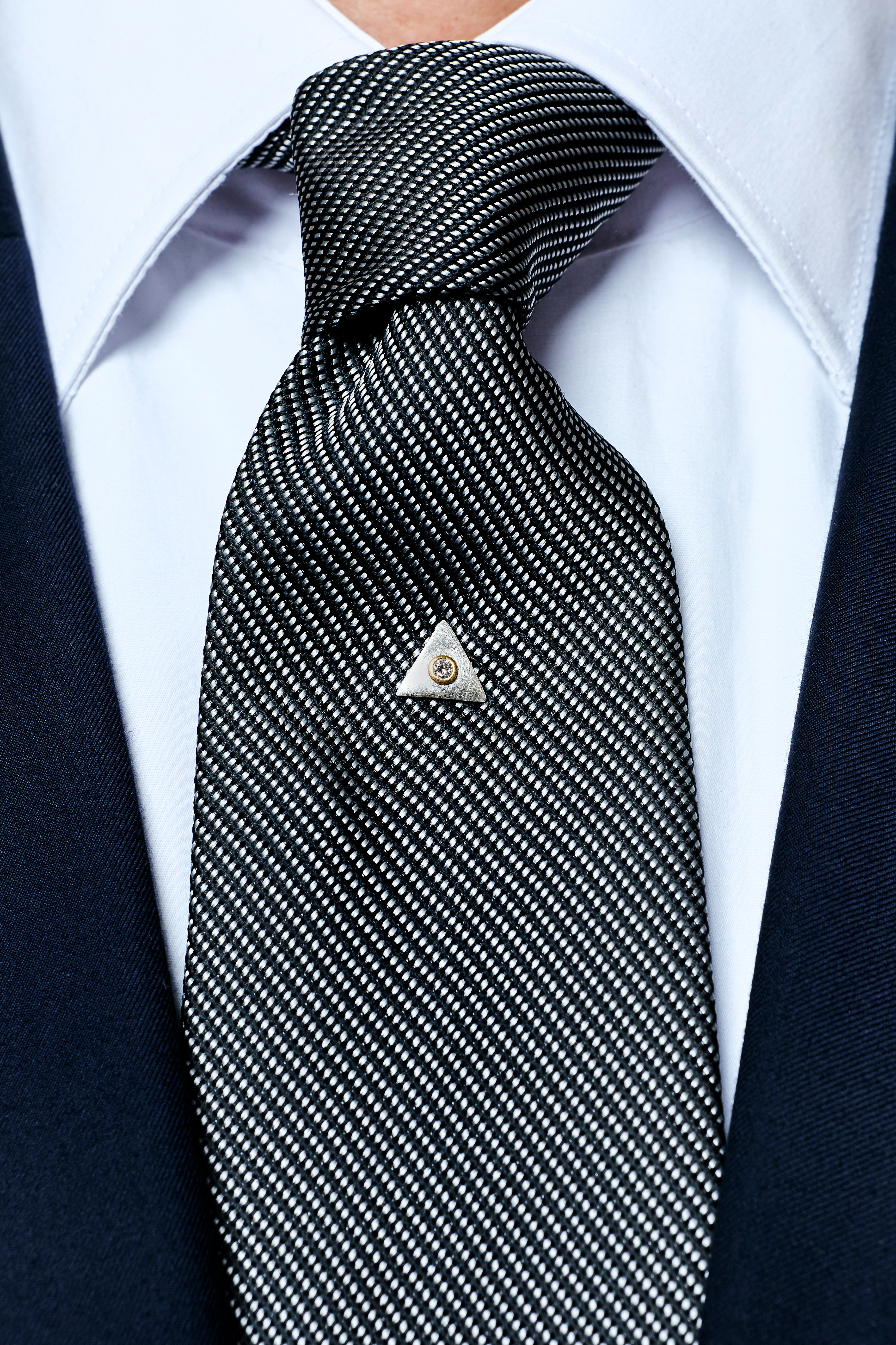 Triangle Pin Diamond