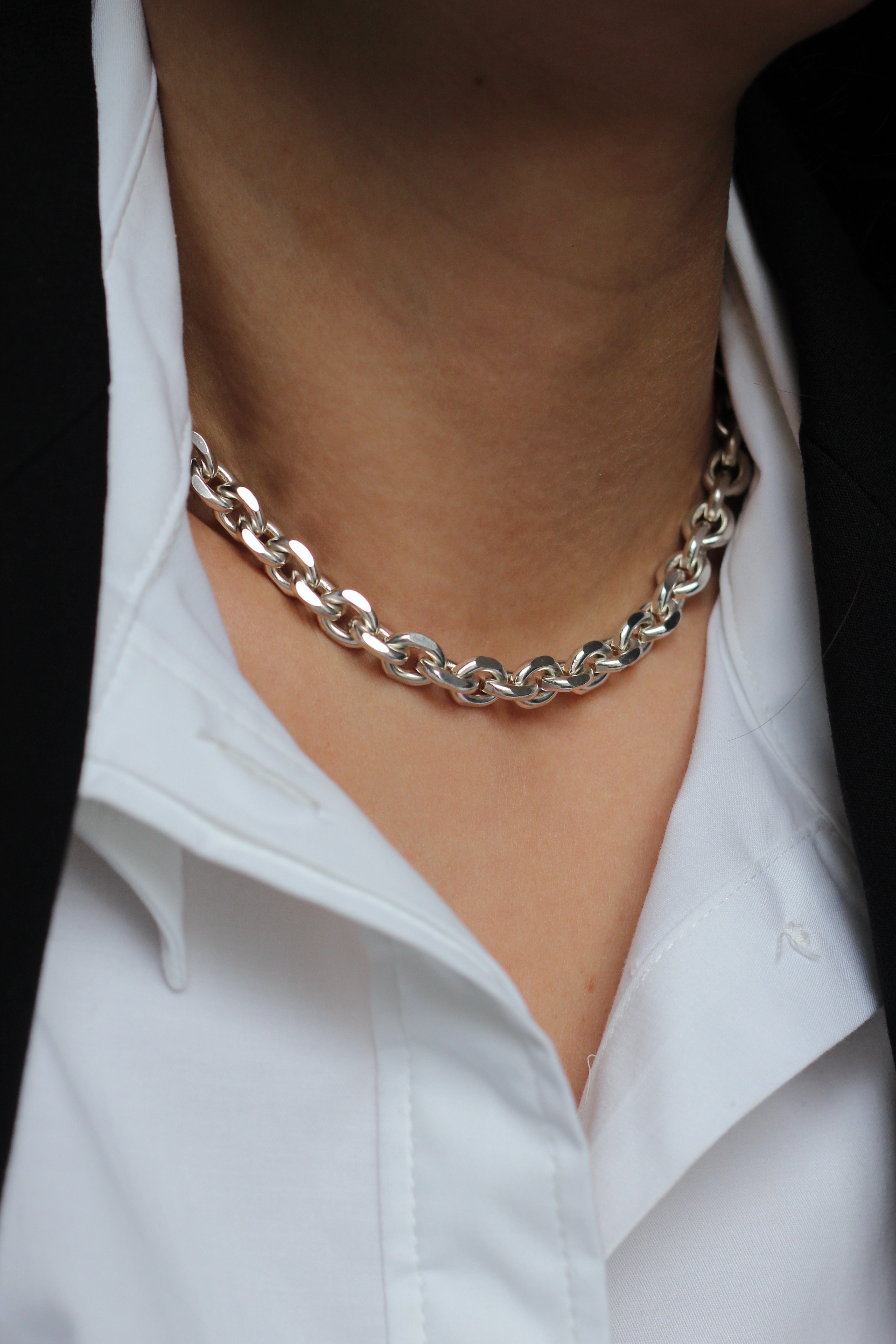 RTW In Line Chain necklace